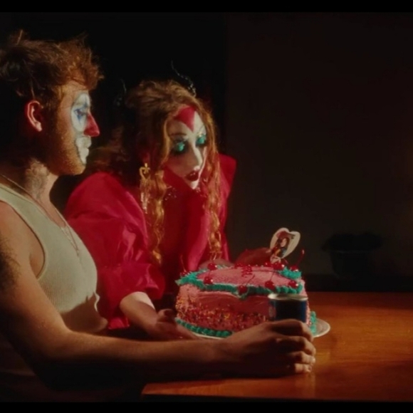 Chappell Roan My Kink Is Karma Inspired Figurine - Picture 6 of 8